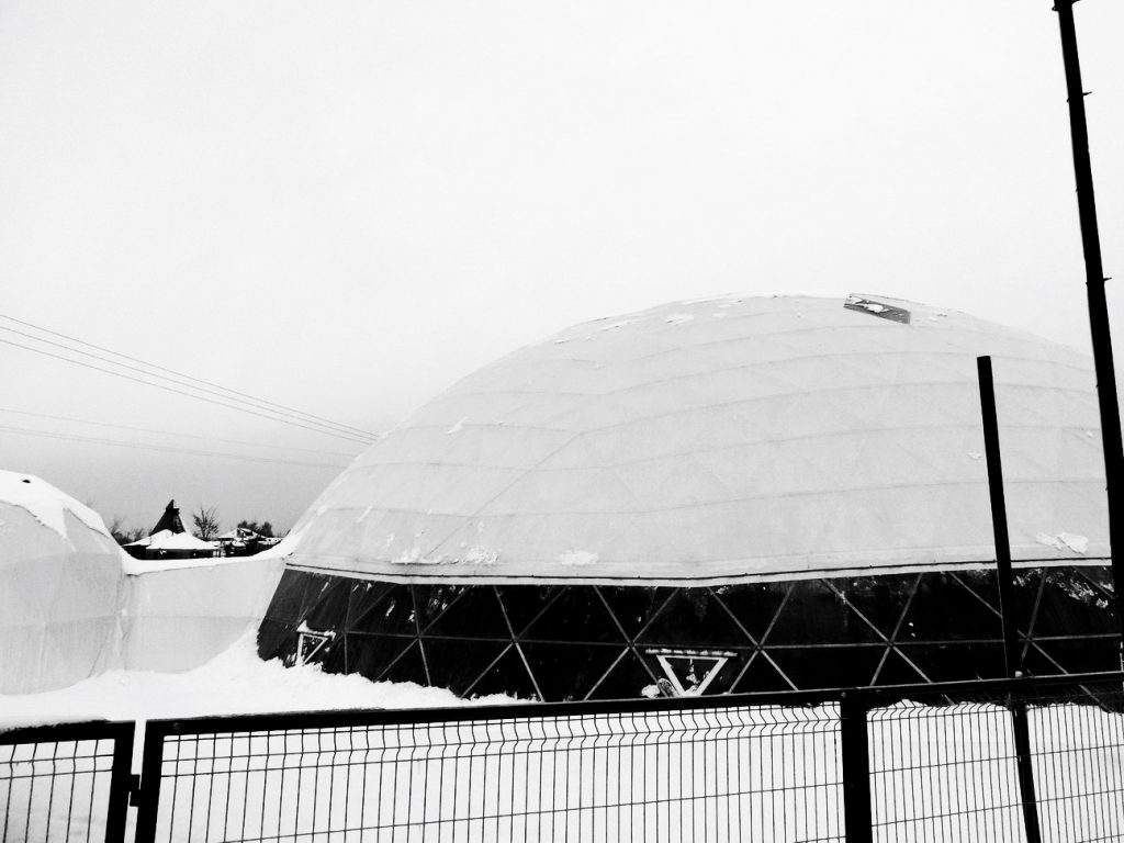 907m2 GLAMPING Ø34m ICO F10 H11m · 9