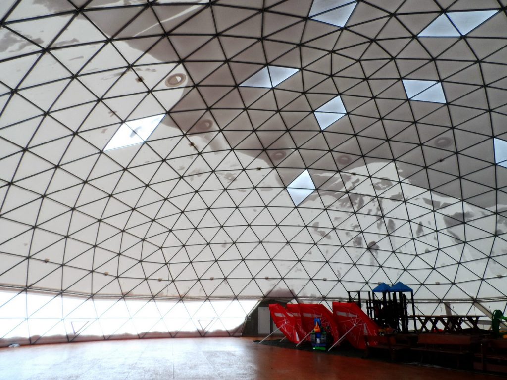 907m2 GLAMPING Ø34m ICO F10 H11m · 6