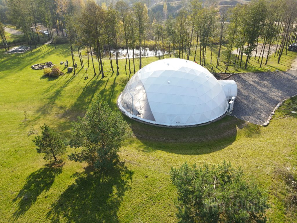 254m2 GLAMPING Ø18m ICO F6 H6,5m · 5