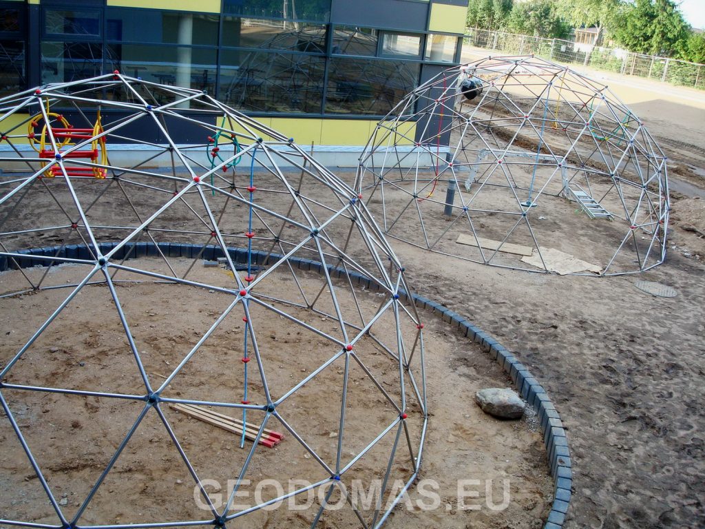 28m2 PLAYGROUND Ø6m ICO F4 H3m · 14