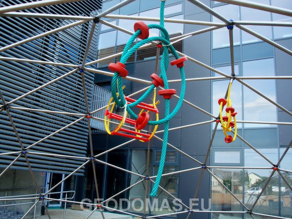 28m2 PLAYGROUND Ø6m ICO F4 H3m · 23